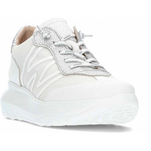 Women's Wonders sneakers